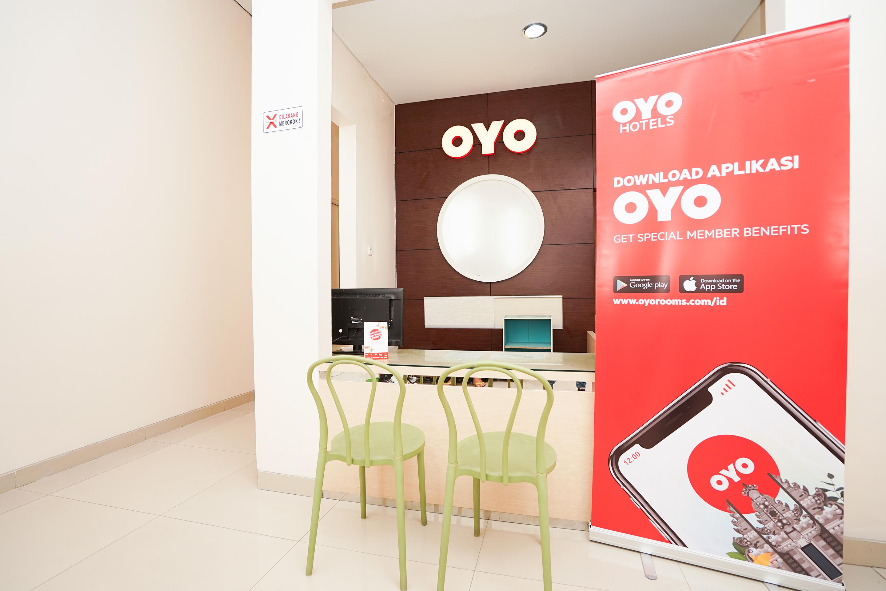 Oyo 782 Menjangan Residence At Citraland 1 Surabaya Exterior foto